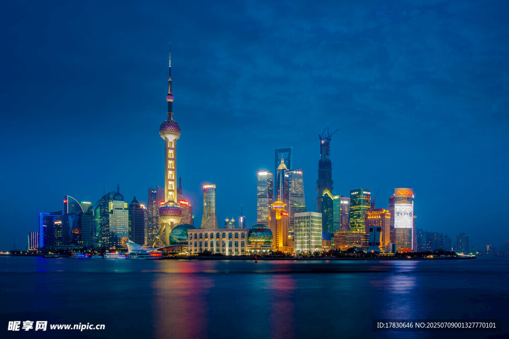 上海外滩璀璨夜景