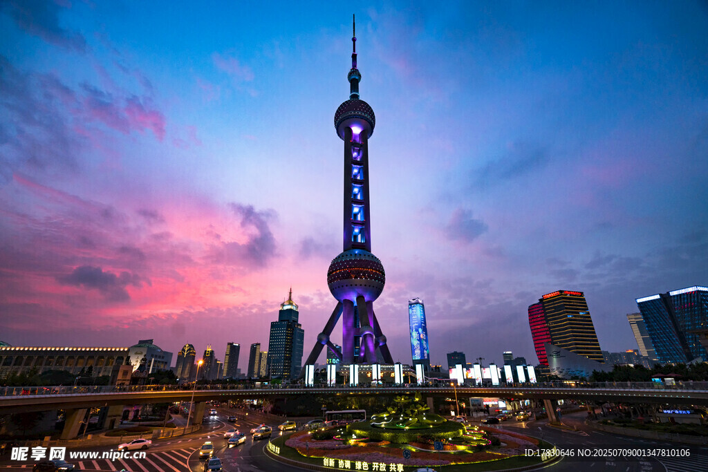 上海东方明珠璀璨夜景