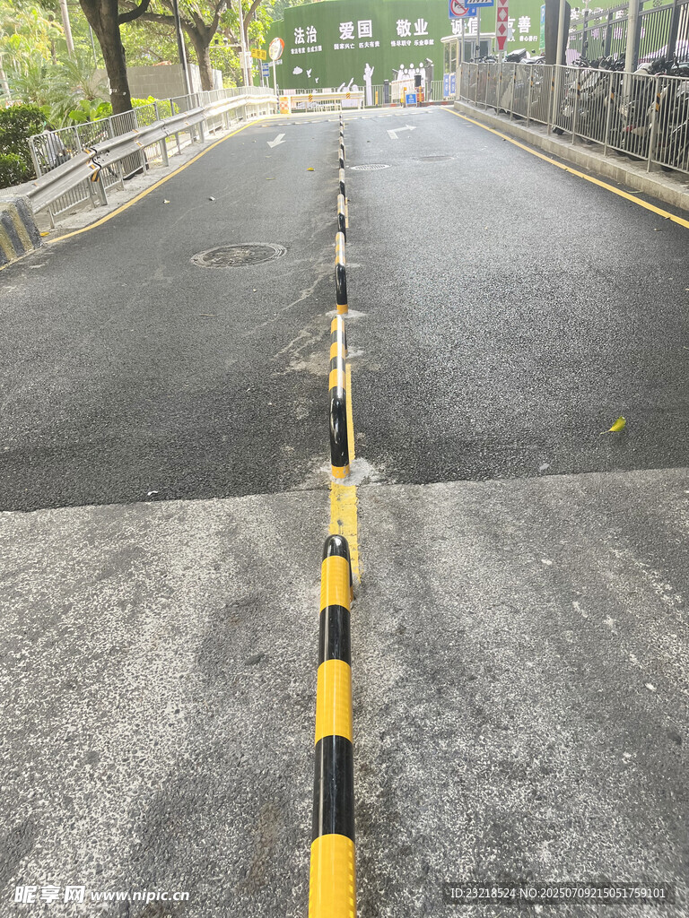 道路防撞栏