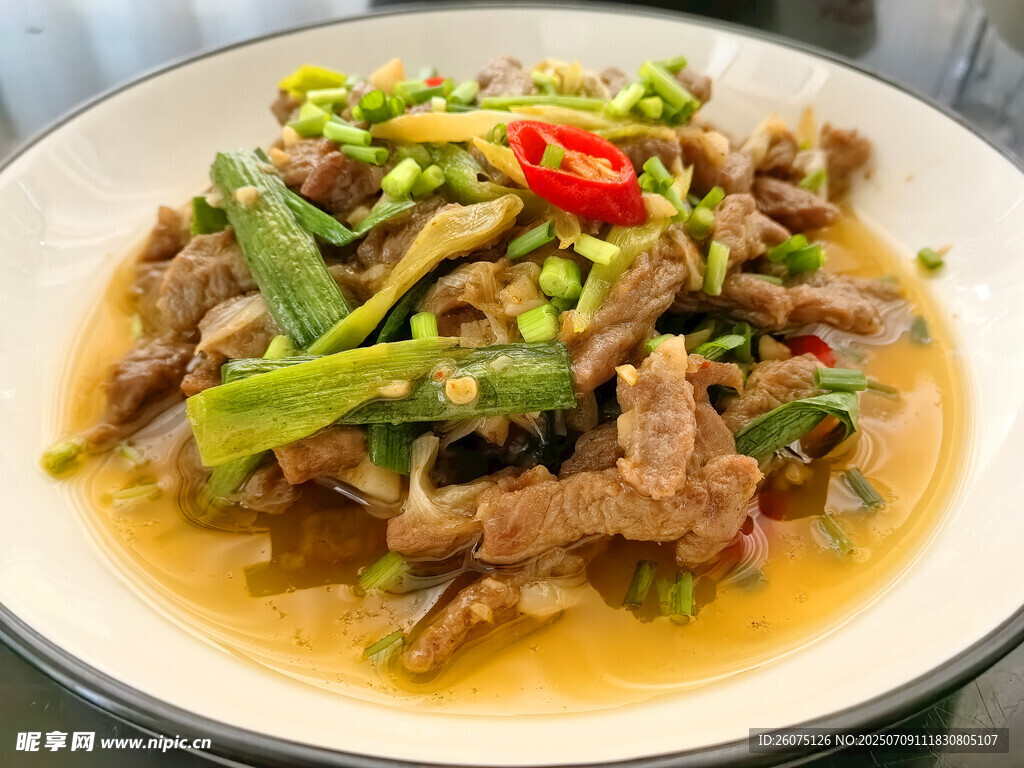 蒜苗炒牛肉