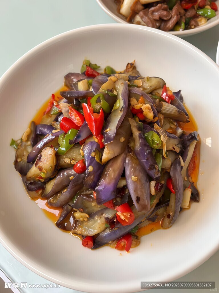 美味多彩炒茄子