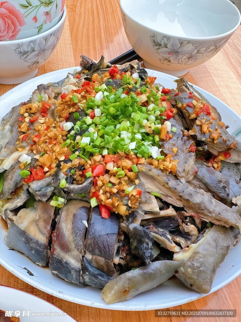 香辣可口的特色卤味拼盘