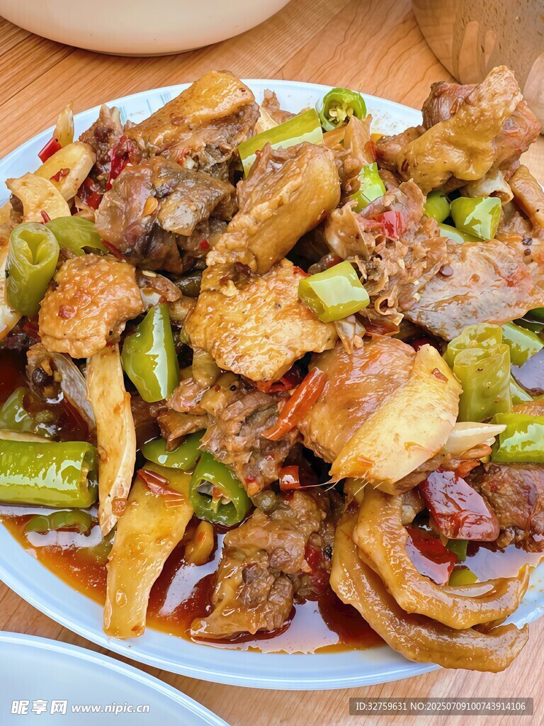 美味尖椒炒鸡肉