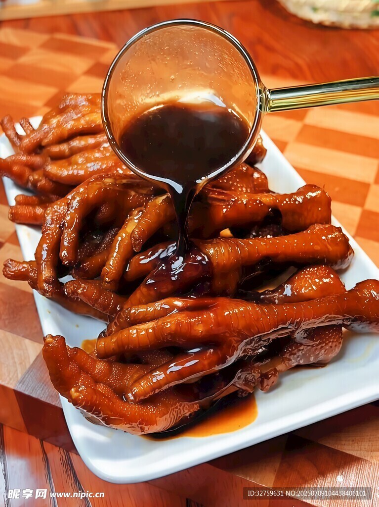 美味卤鸡爪
