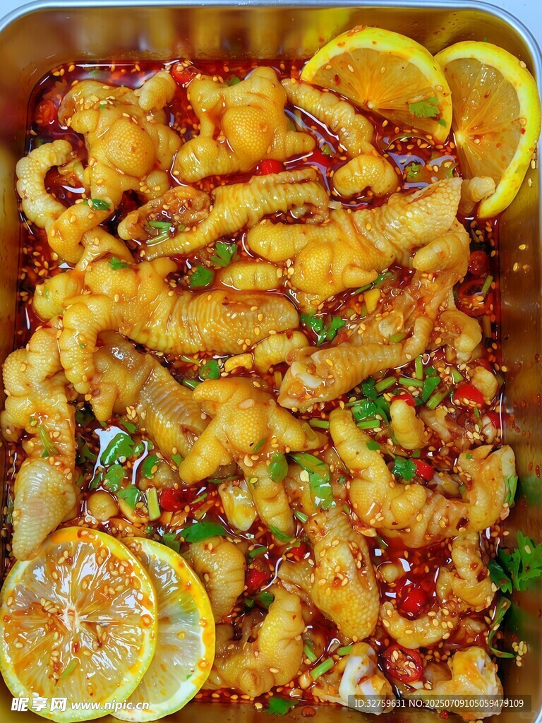 柠檬香辣鸡爪美食