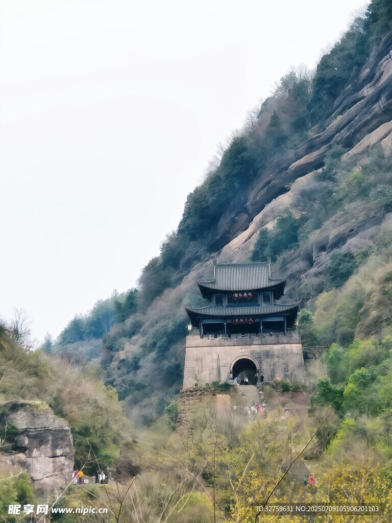 山间古建