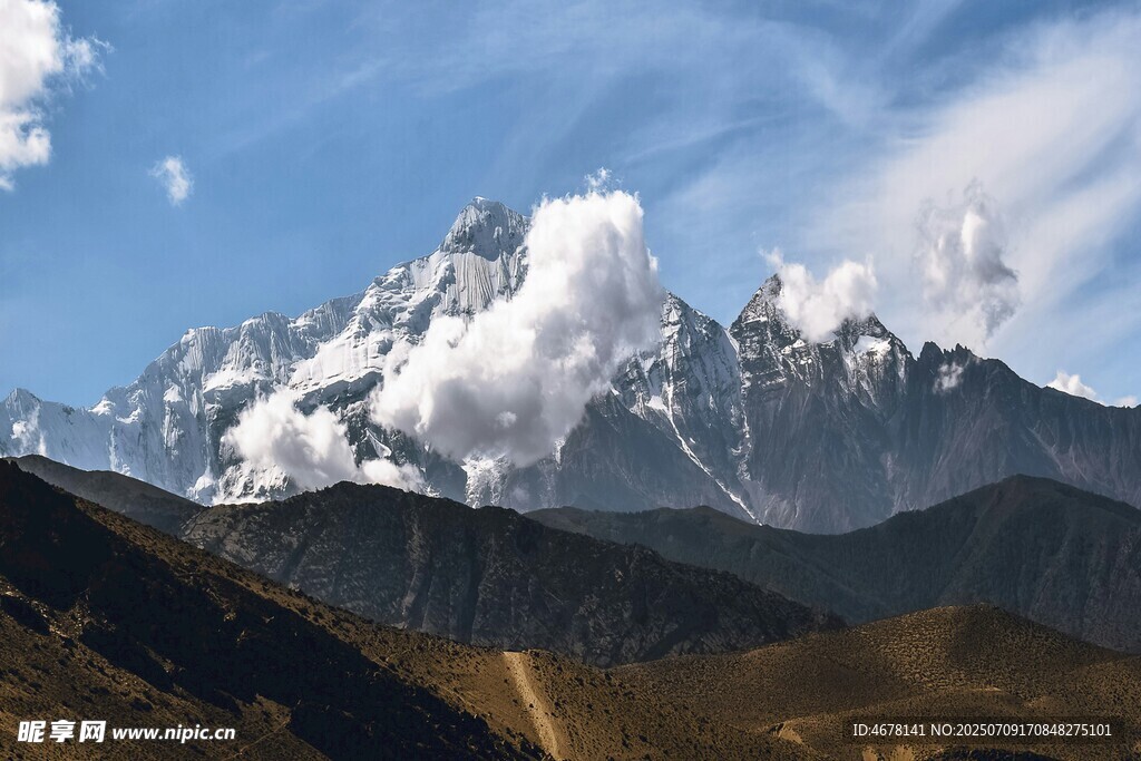 壮丽雪山美景