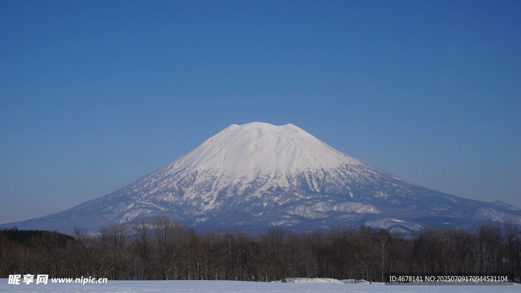 富士山雪景