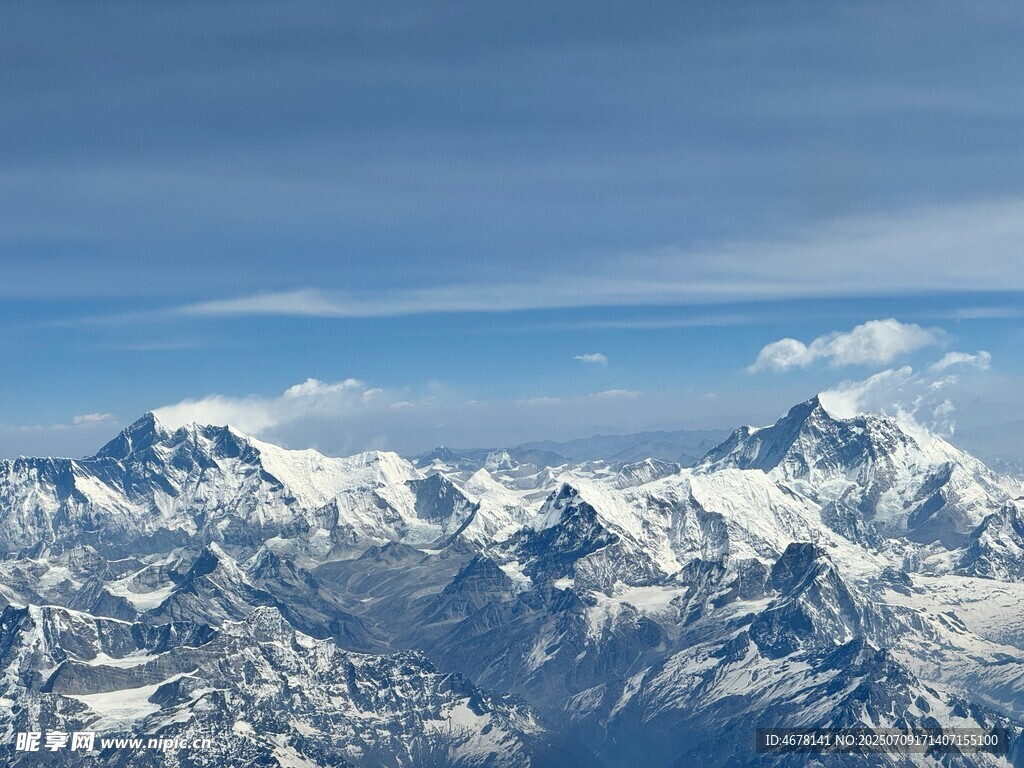 壮丽雪山景观