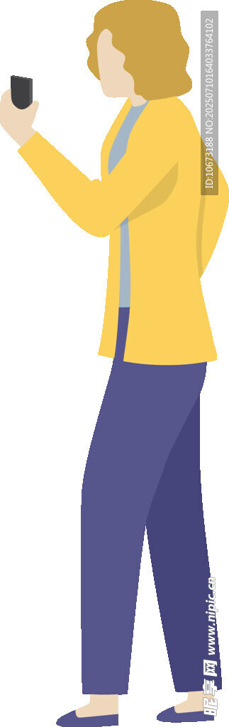 女子手持手机拍照瞬间
