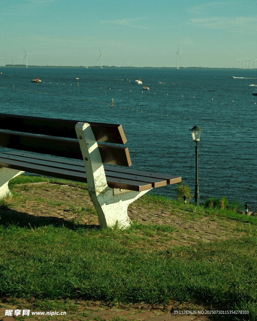 海边长椅