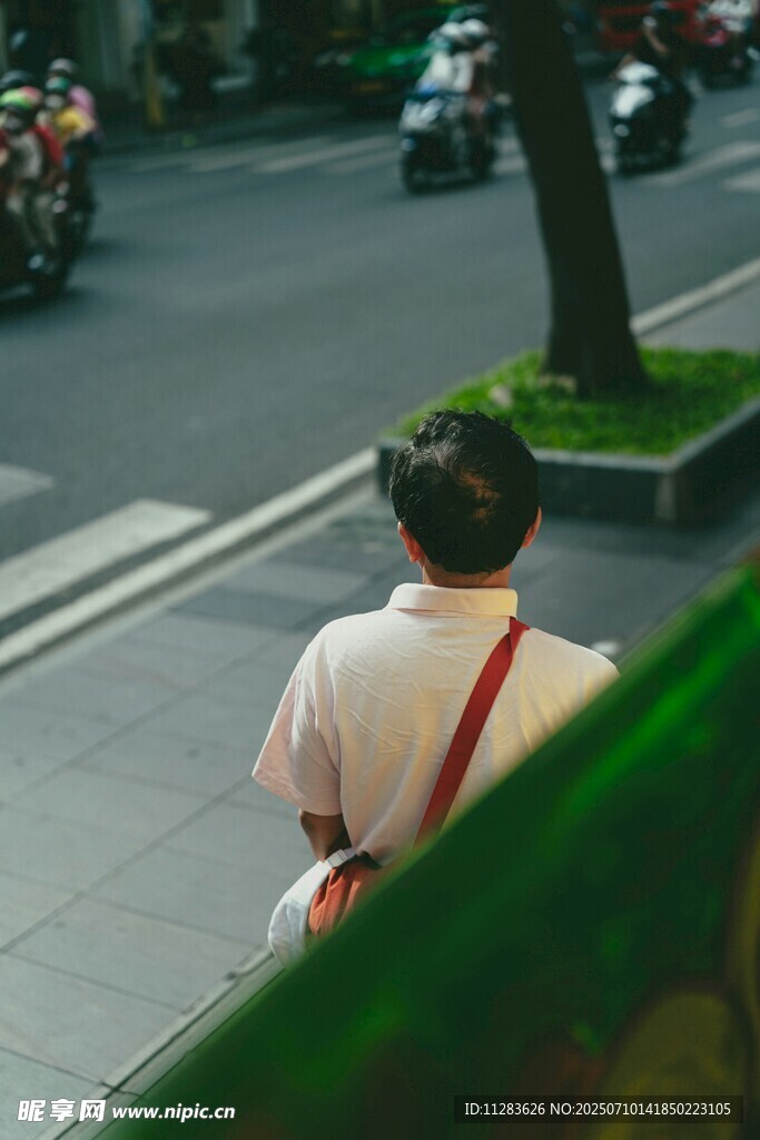 街头行人