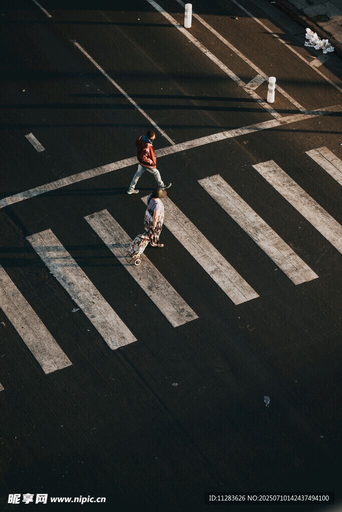 行人过马路场景