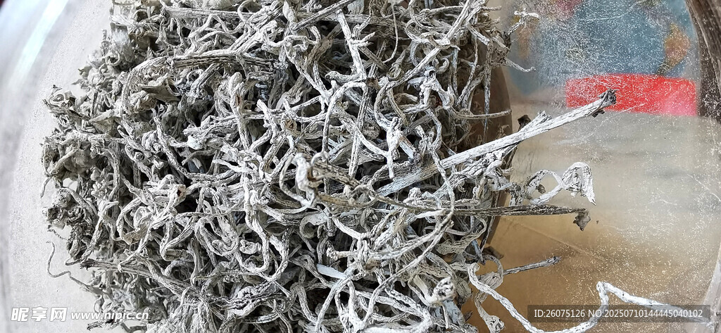透明灌装莓茶