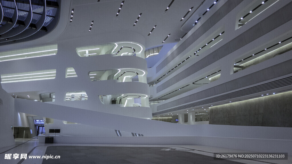 现代科技感十足的建筑空间