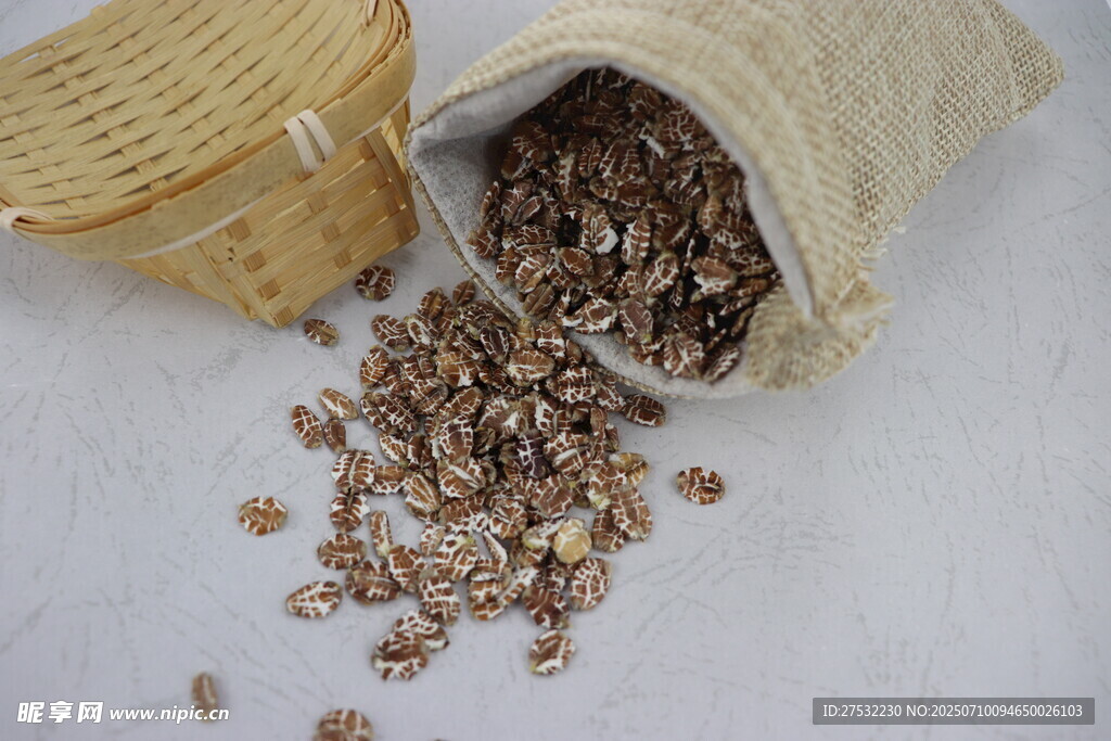 黑燕麦片