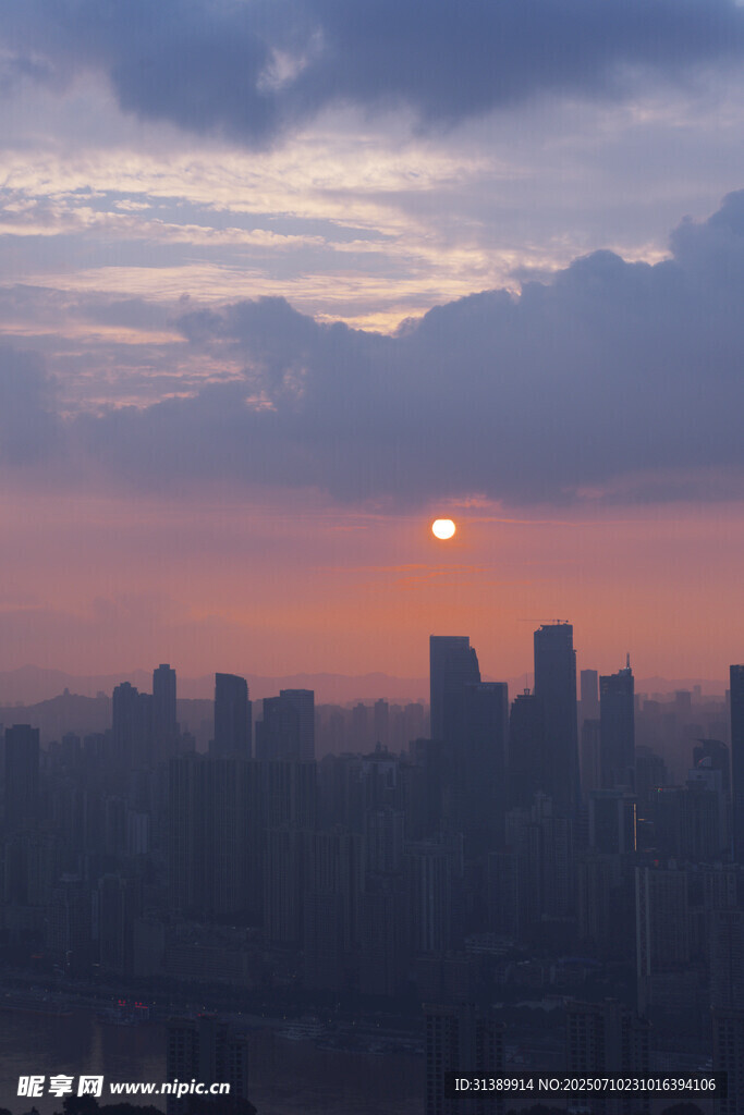 城市日落美景