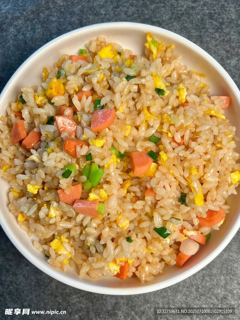 美味火腿蛋炒饭