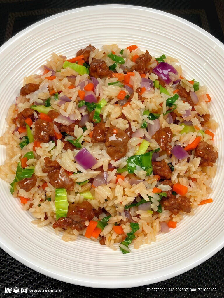 美味牛肉炒饭