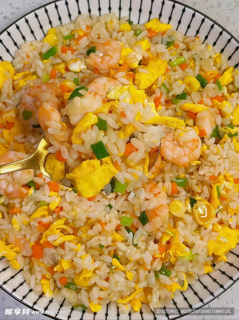 虾仁蛋炒饭