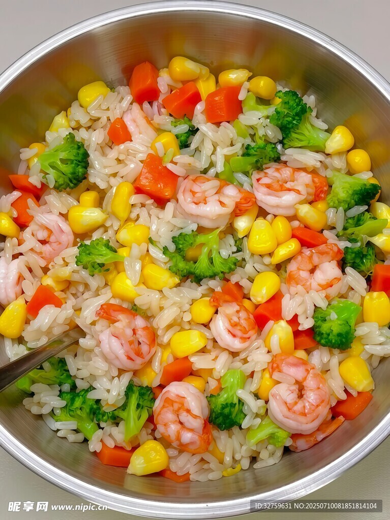 虾仁五彩炒饭