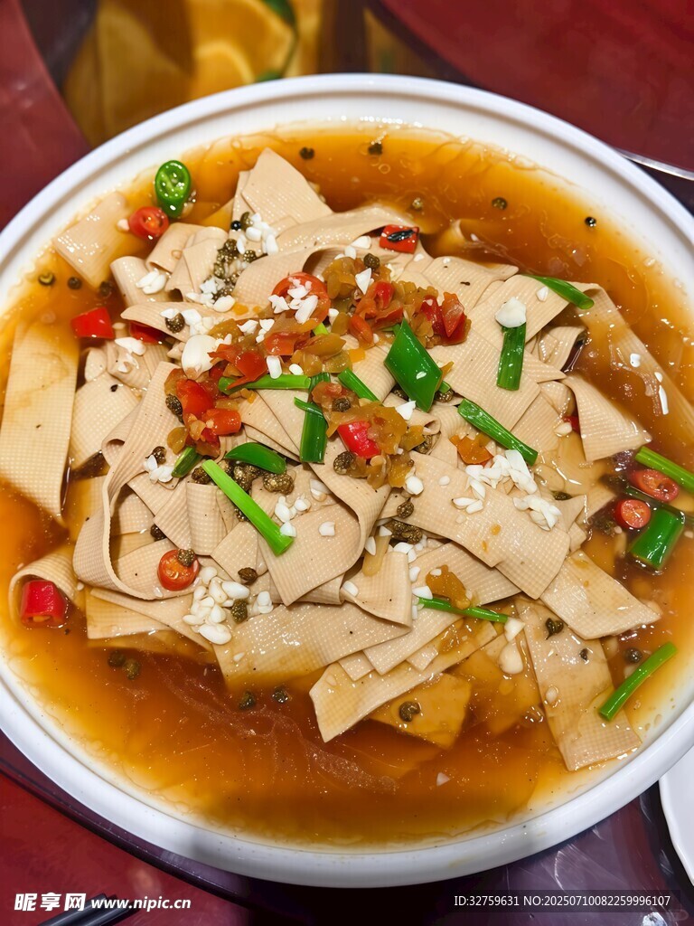 香辣美味豆腐皮汤