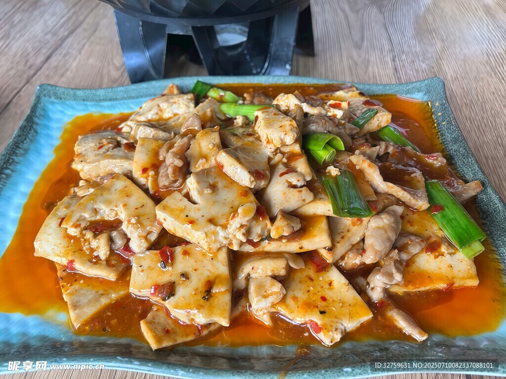 香辣豆腐美食诱人呈现