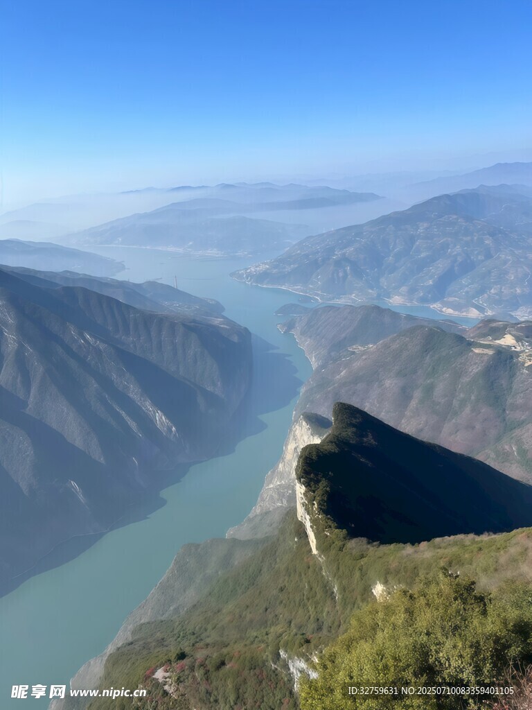 壮丽山河俯瞰图