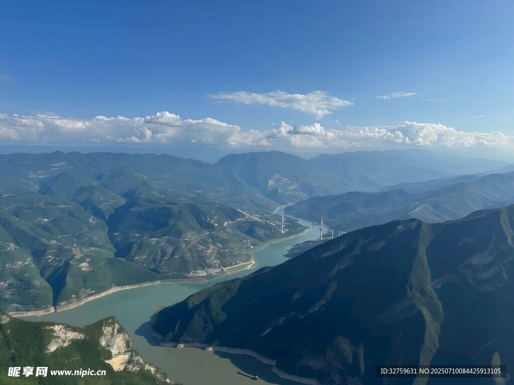 壮丽山河俯瞰美景
