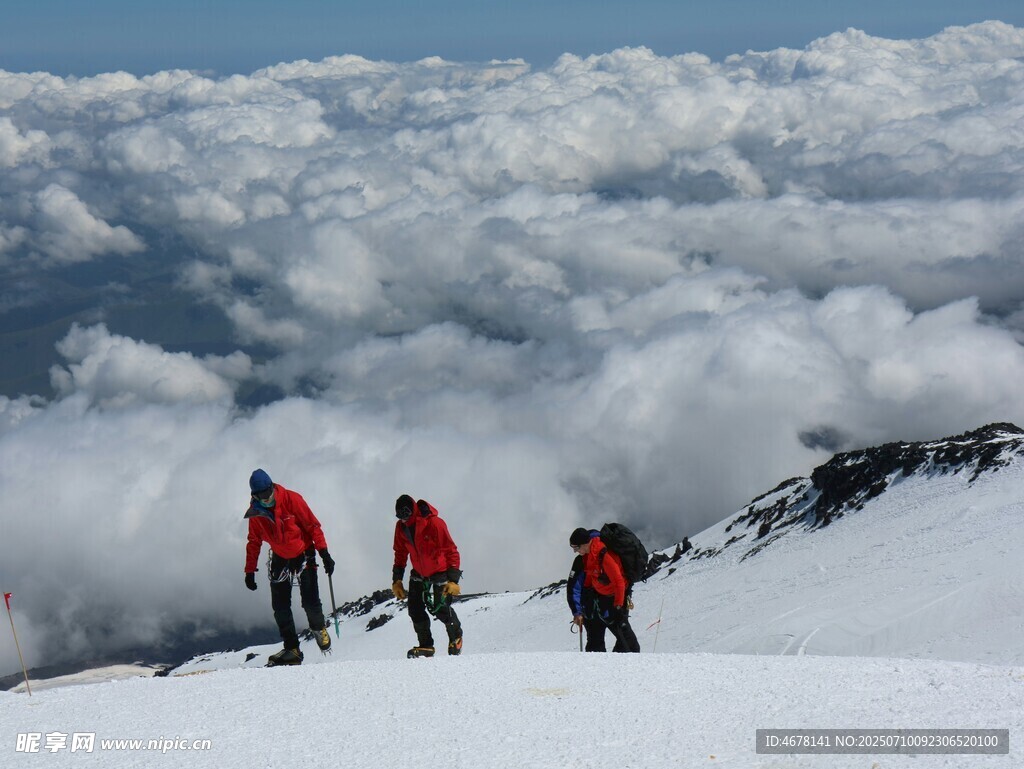 雪山攀登者