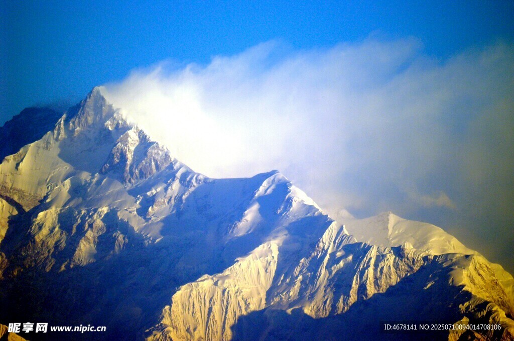 壮丽雪山美景