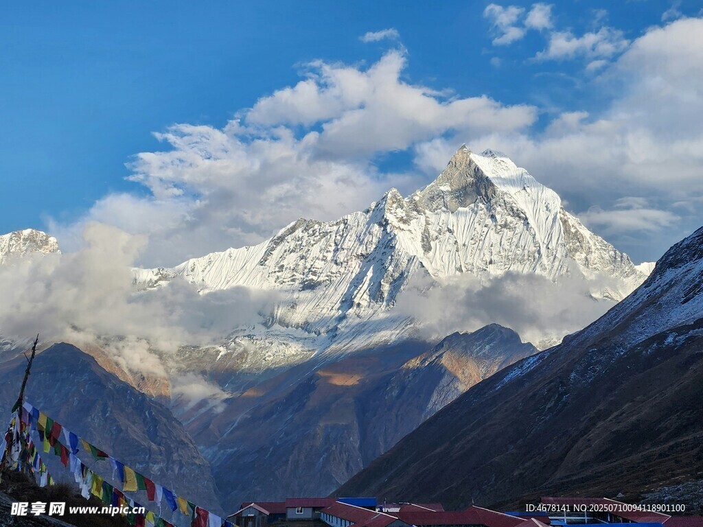 壮丽雪山风光
