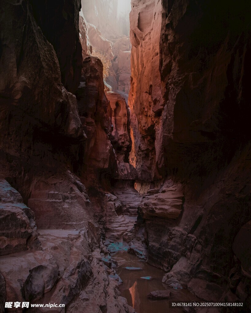 峡谷壮丽风光
