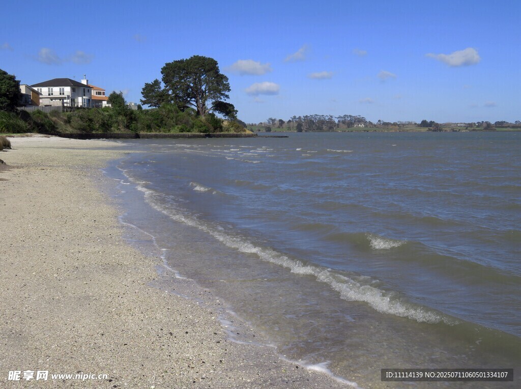 海滨小镇海滩风景