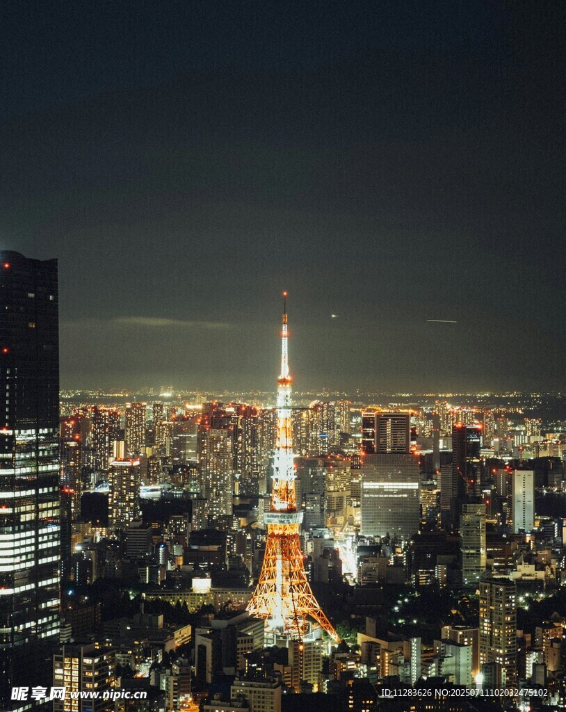 东京塔夜景璀璨都市风光