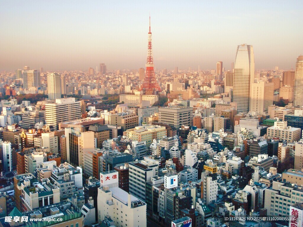 东京城市天际线俯瞰景观