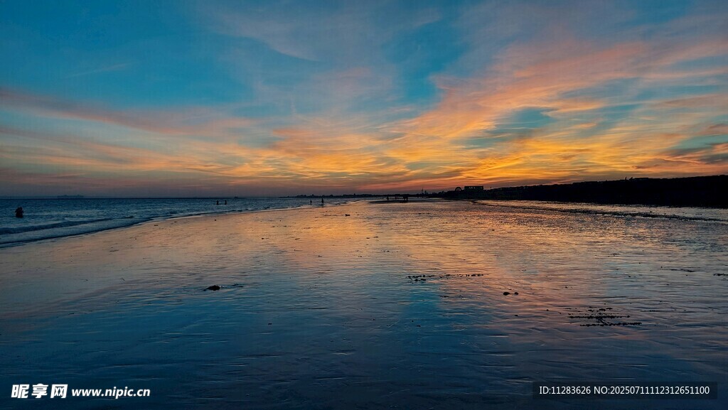 海边绚丽日落美景