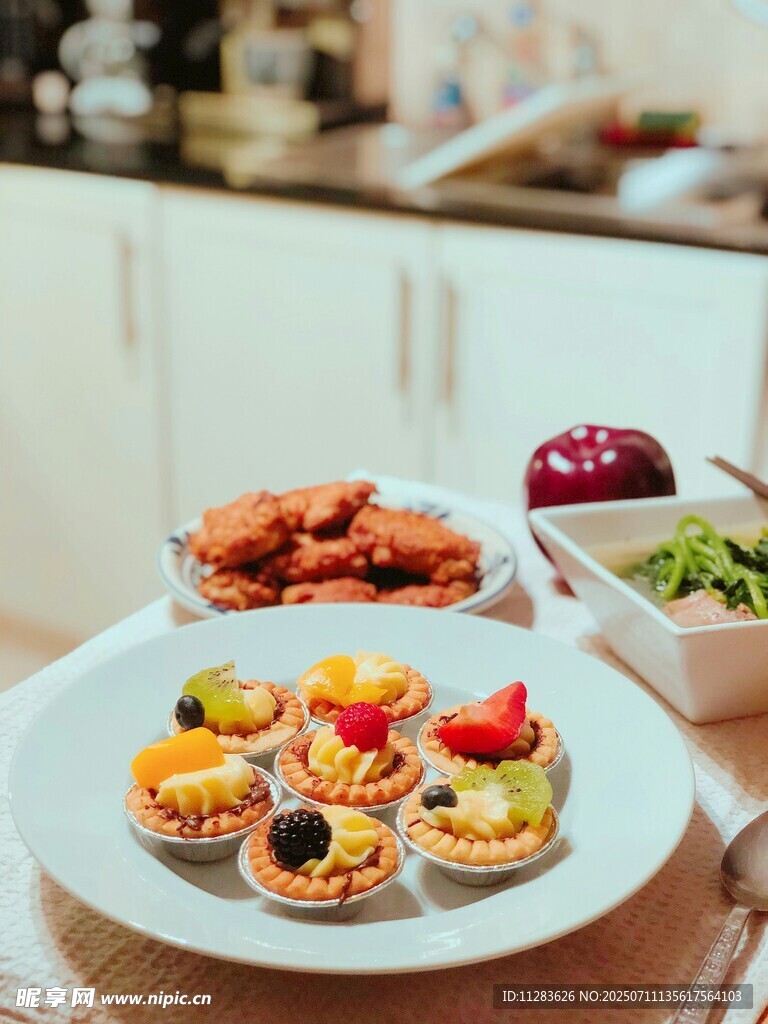 美味多样的精致餐点