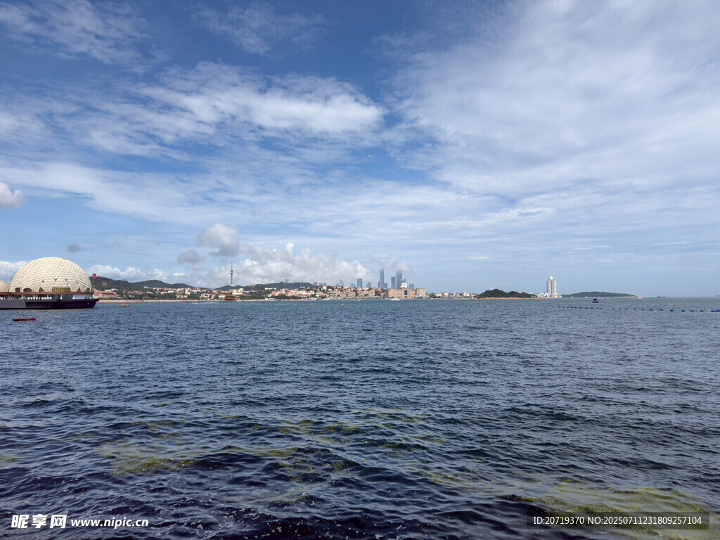 海上城市风光