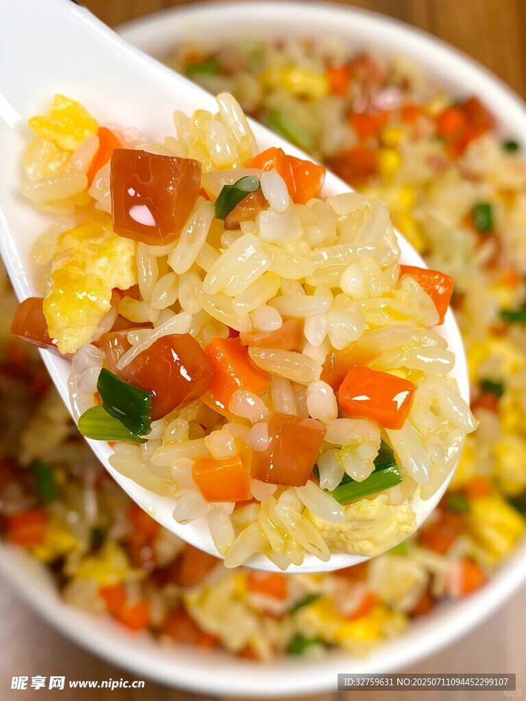 美味蔬菜蛋炒饭