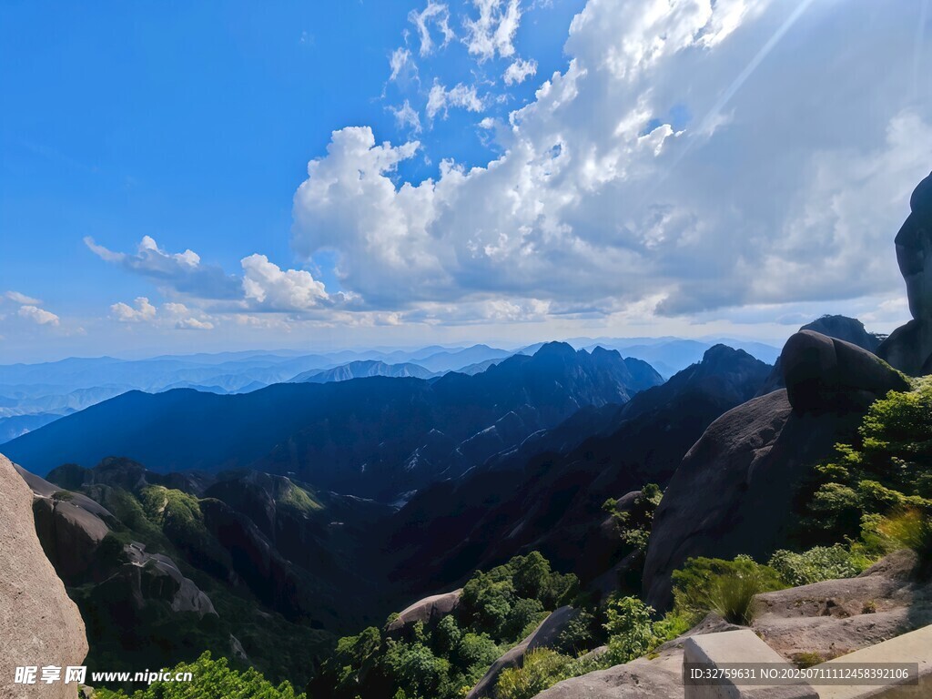 壮美山景