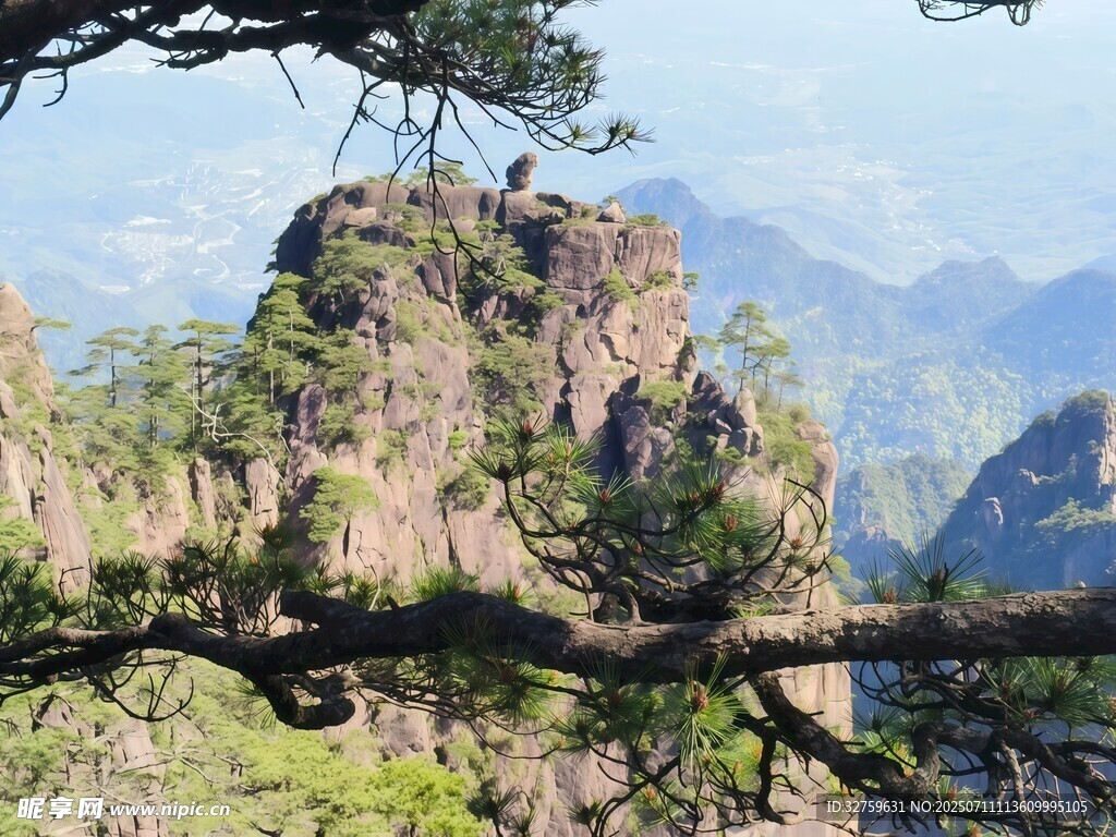 黄山奇峰