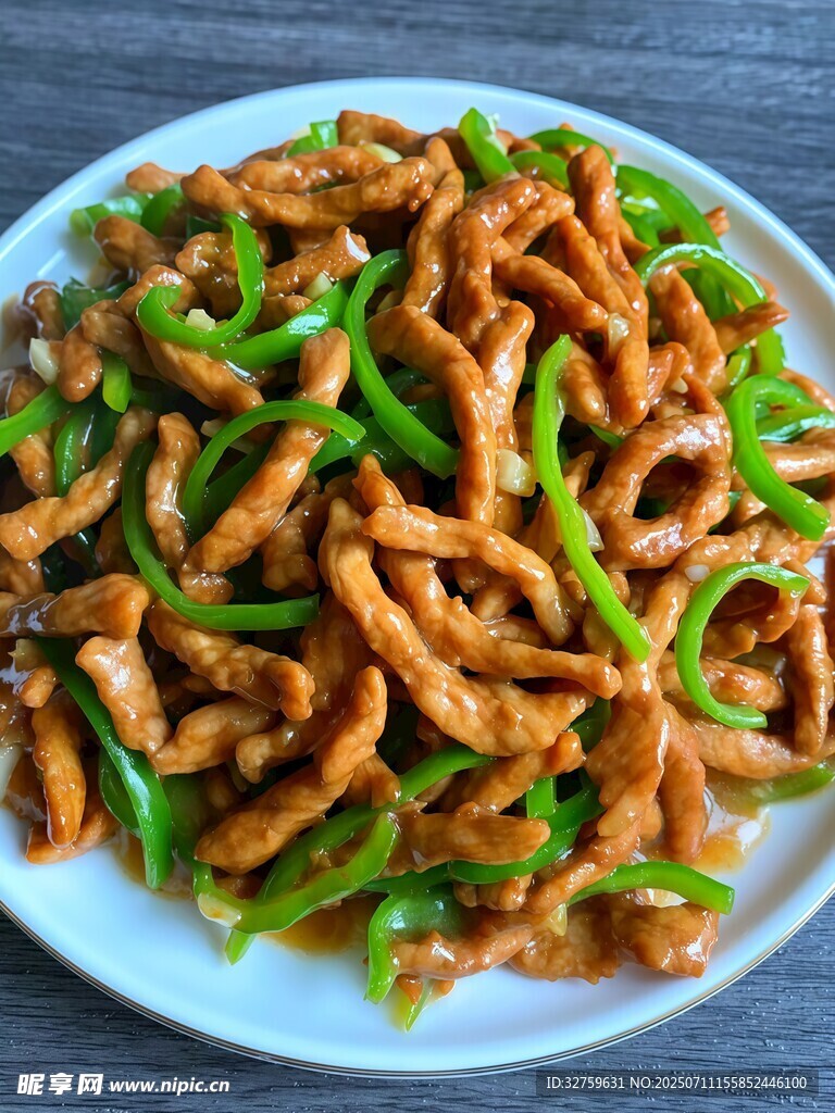 青椒肉丝美味菜肴