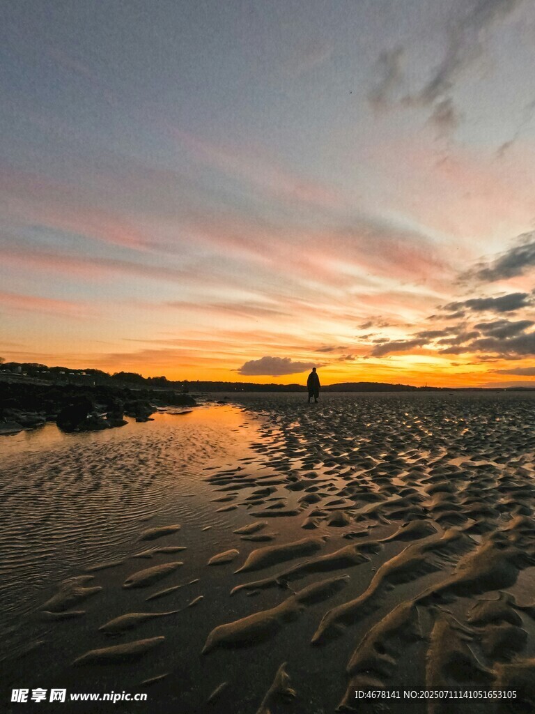 海滩日落美景