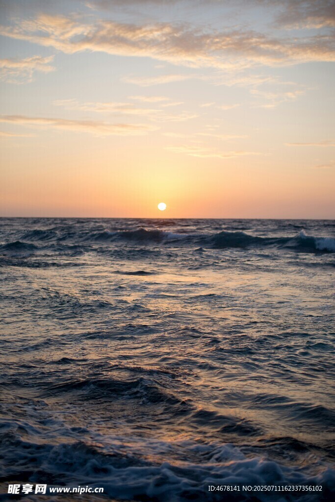 海上日落美景