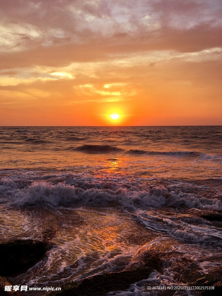 海边绝美日落景象