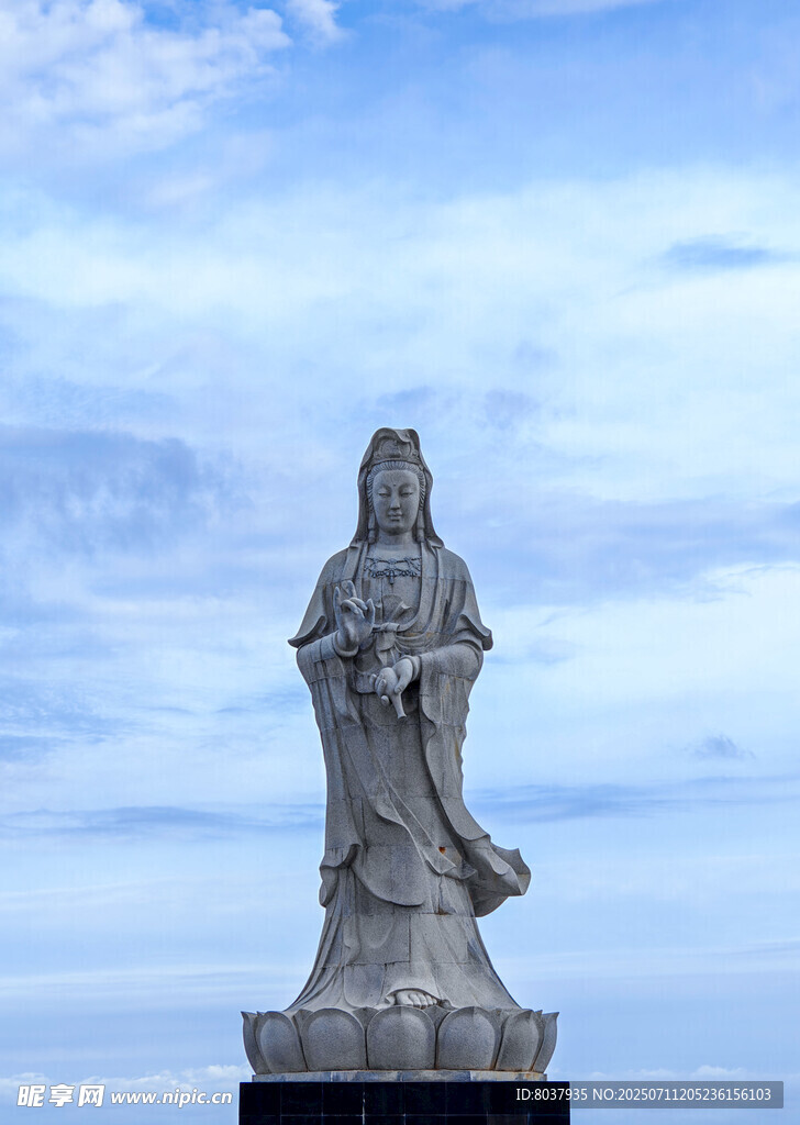 海边观音雕像