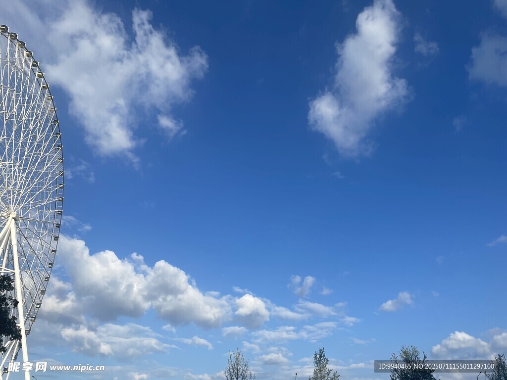 蓝天白云风景