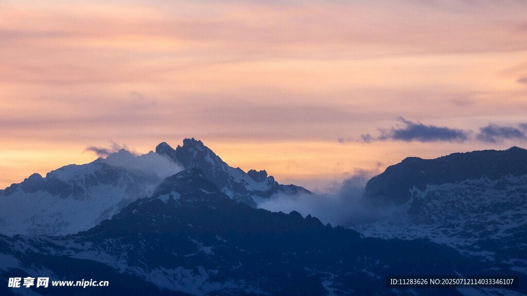 壮丽山景