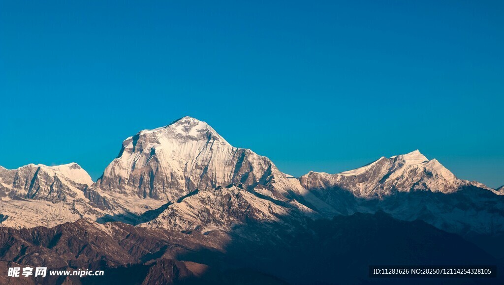 壮丽雪山美景